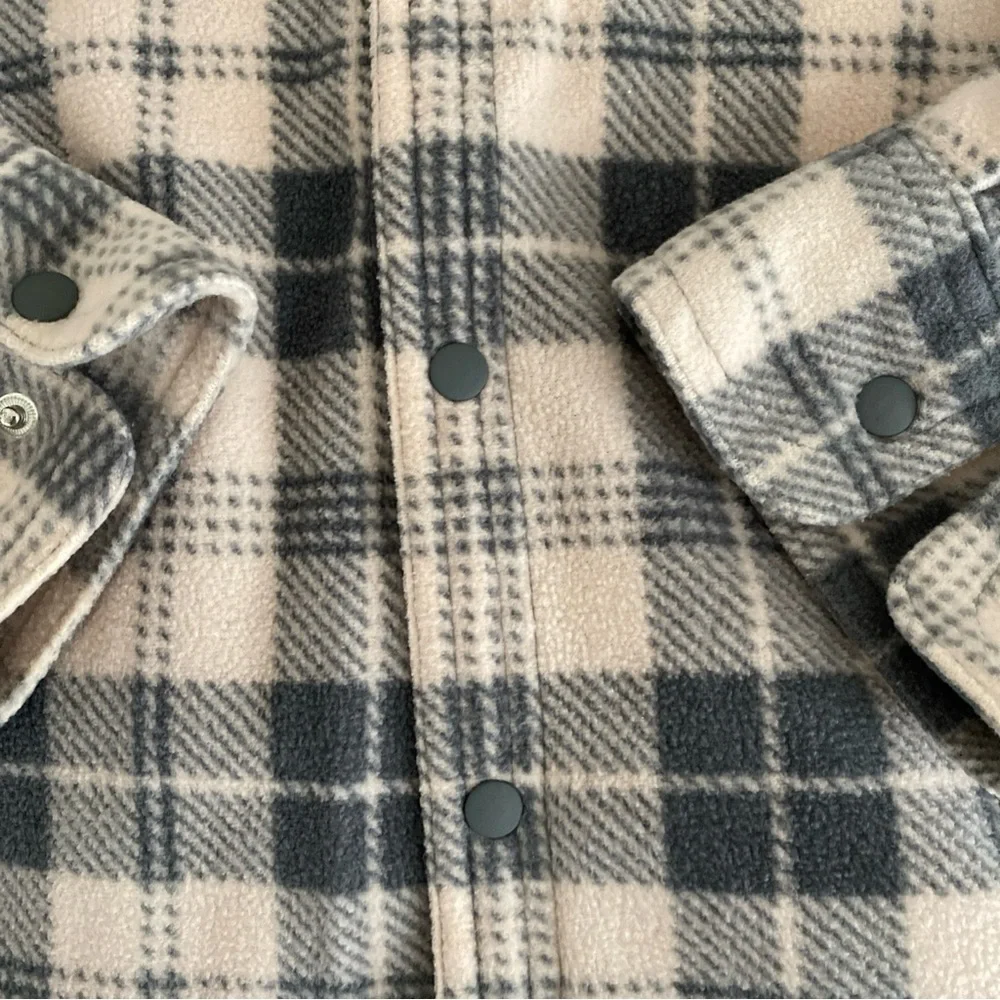 O’Neill Plaid Snap Button Shacket Fleece Women’s XL - Picture 3 of 10